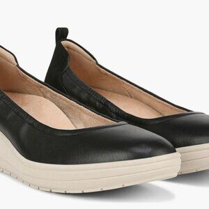 Vionic Women's Jacey Wedge Heel 9M Black